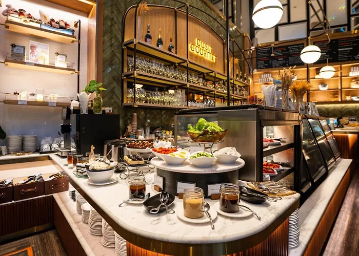 杜斯特套房酒店，拉查达姆里，曼谷 酒店