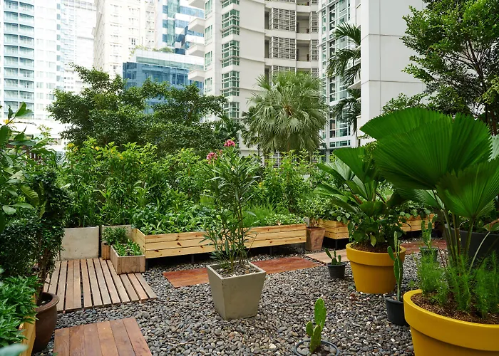 Dusit Ratchadamri, Hotel 5*